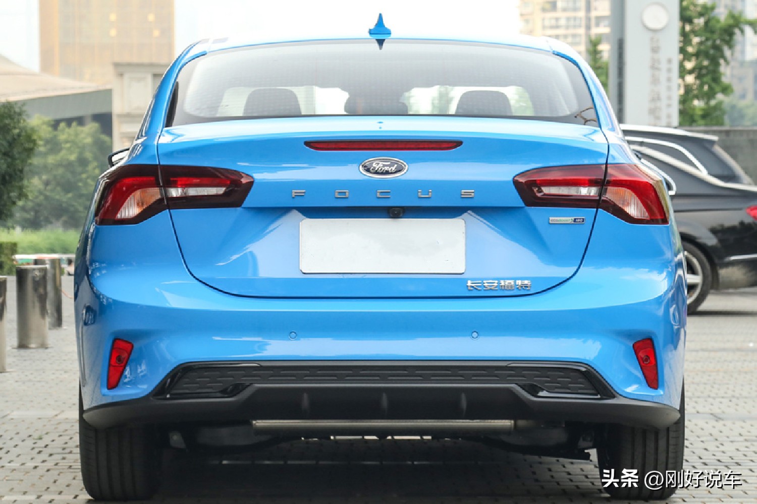 1.5t加6at的福克斯质量怎么样,比轩逸省油耐用的车型