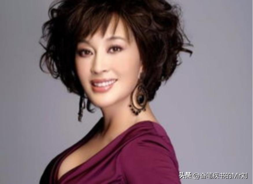 靠割韭菜赚钱的网红,割粉丝韭菜赚5亿