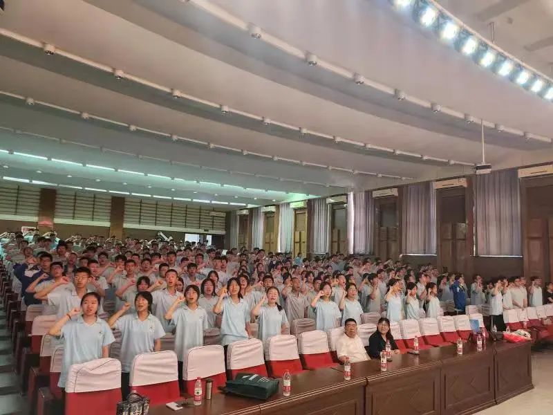 太原市文华中学校2023届毕业典礼