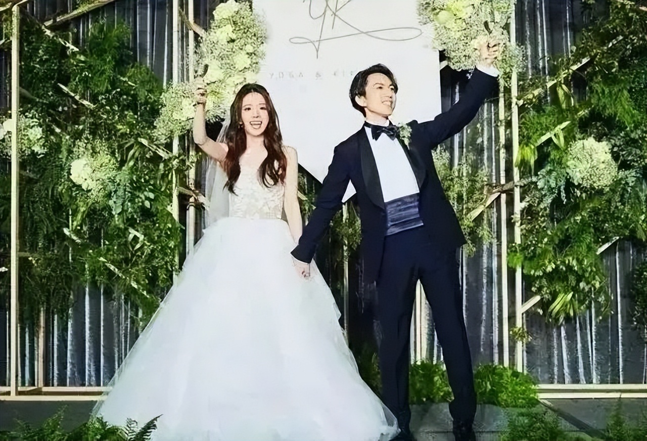 婚宴宴席上敬酒有什么禁忌,婚宴上敬酒的正确方法