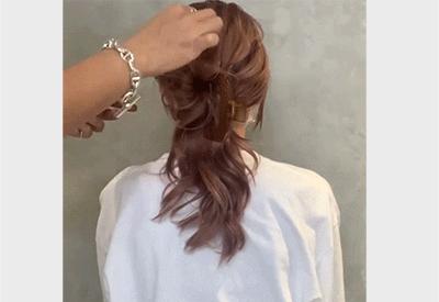 如何扎出女明星显脸小的高马尾,直刘海如何梳高马尾显脸小