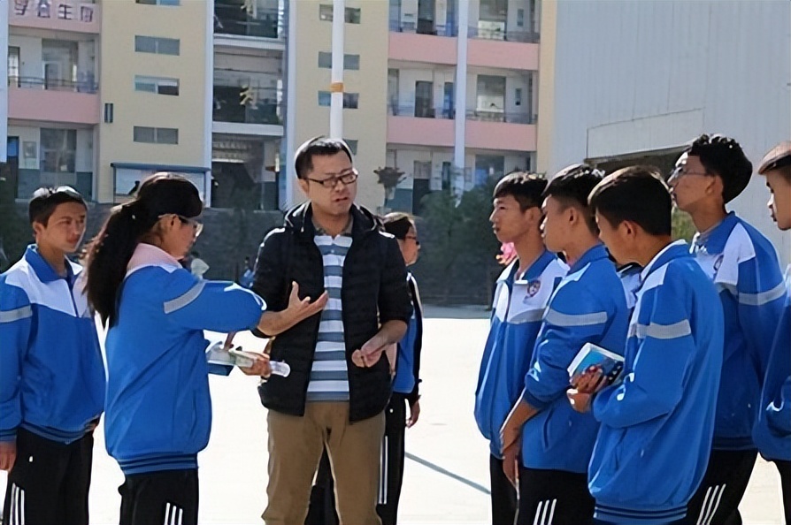 高考难不难采访,高考难不难文科生