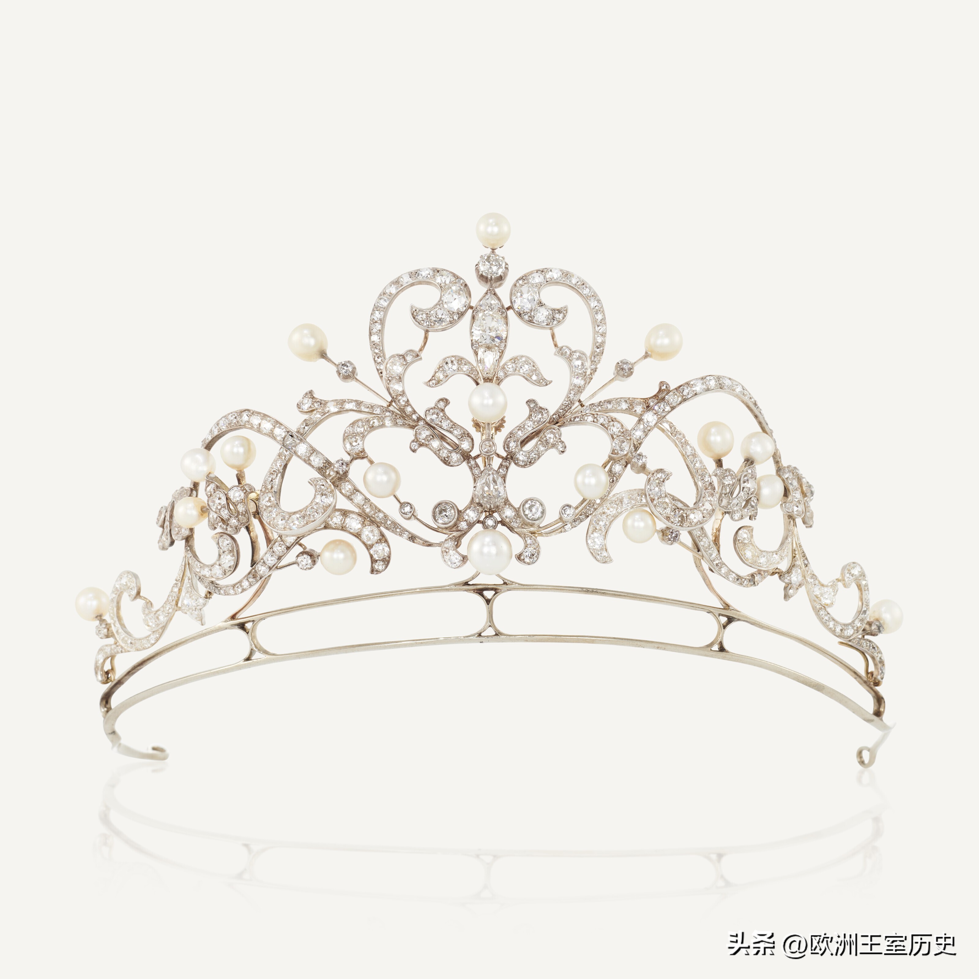 带你看遍世界顶级珠宝,珠宝篇带你云看贵族们的钻石王冠