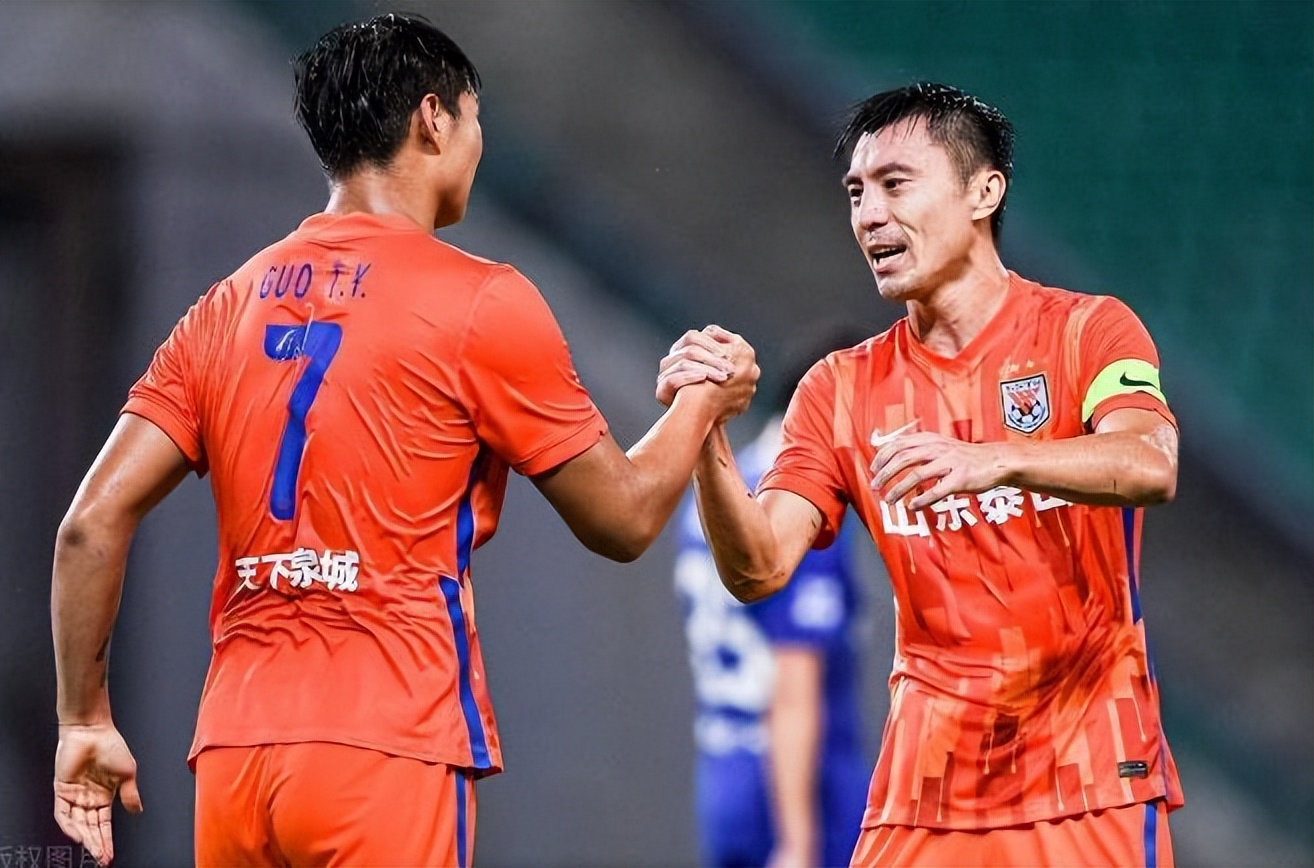 鲁能换人费莱尼,鲁能新援后卫