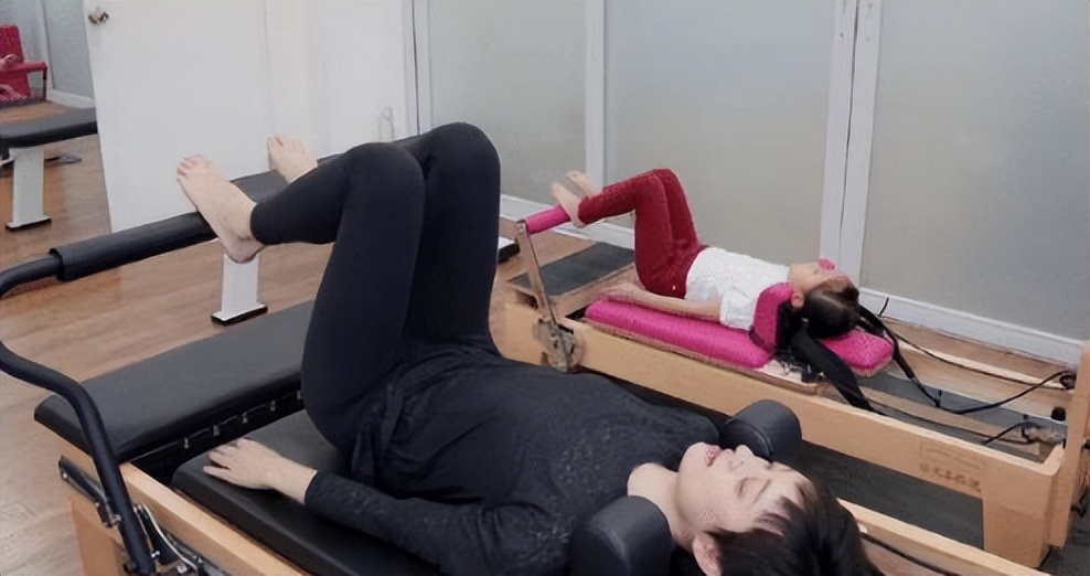 孙俪女儿芭蕾舞姿,孙俪晒出女儿跳拉丁的照片