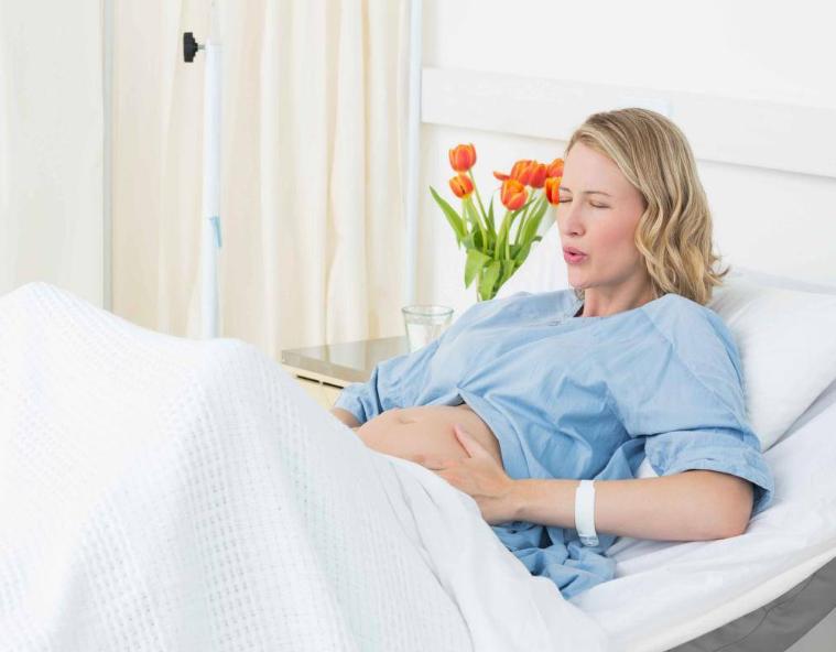 提醒准妈妈们：孕期出现4个异常，或说明胎儿出事了，需及时就医