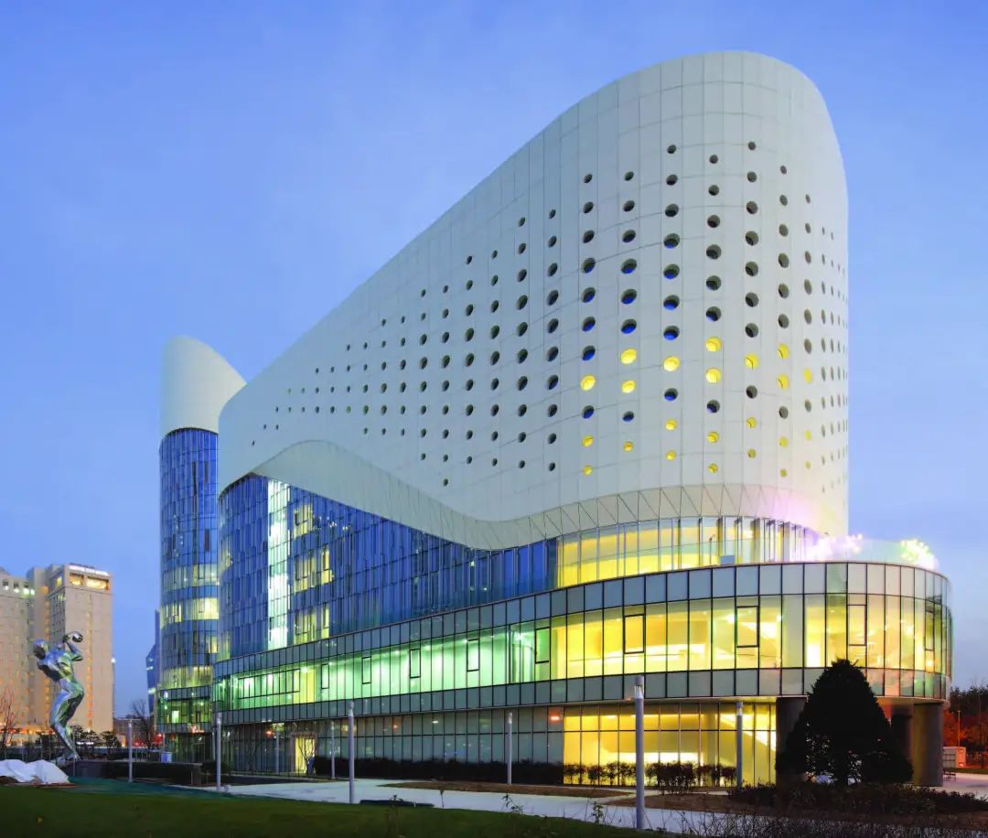 什么是岩板,什么是岩板餐桌