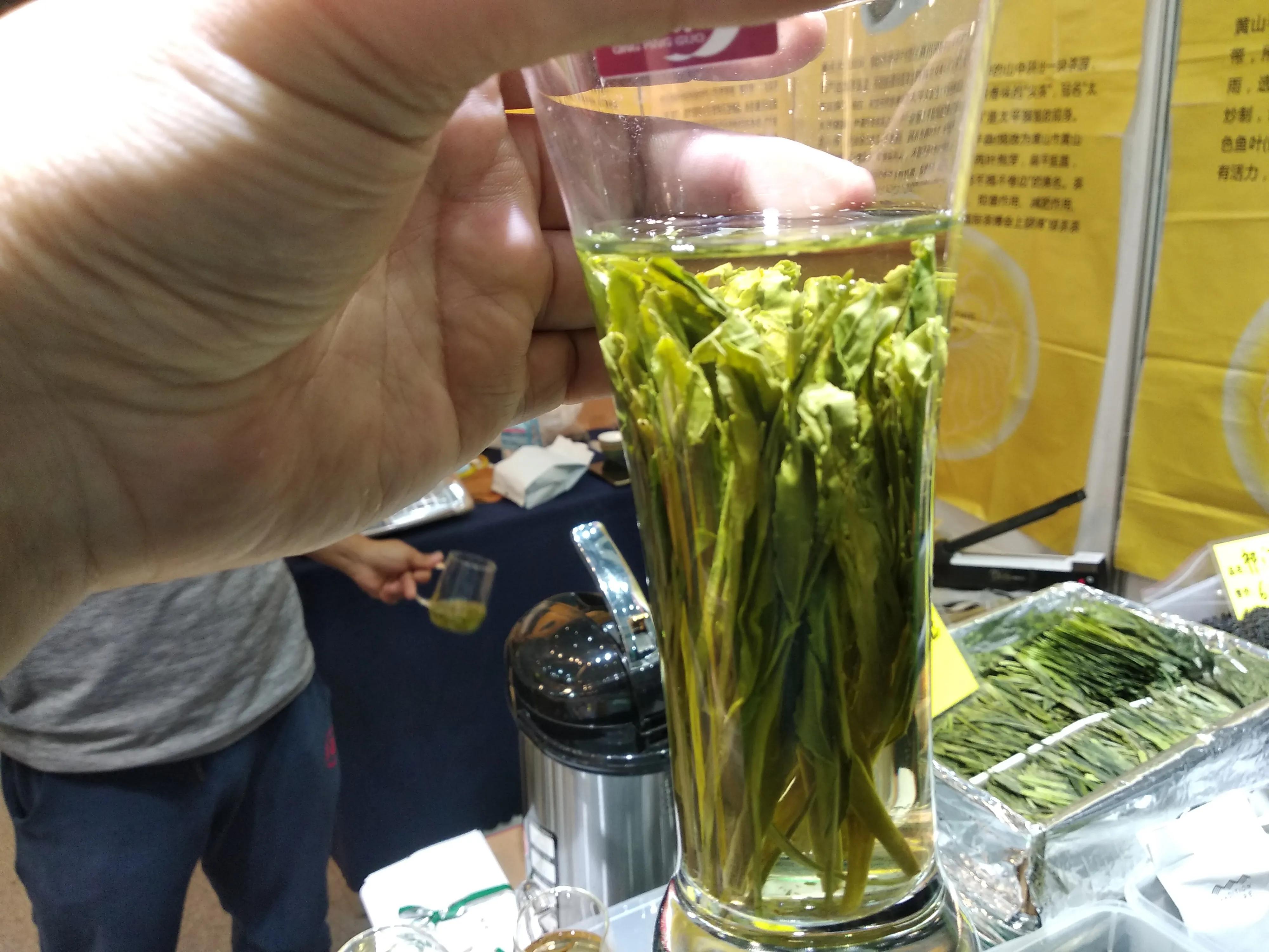 绿茶应该用多少℃的水冲泡最佳,绿茶最适宜冲泡时间是多少