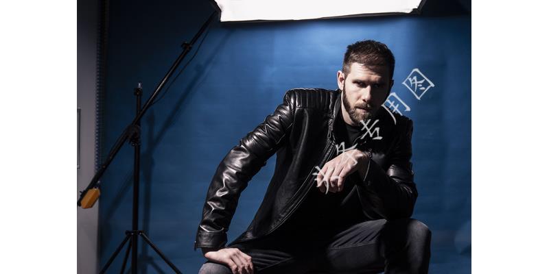 亲爸后妈打孩子被后爸亲妈救走,亲爸后妈把孩子给打了