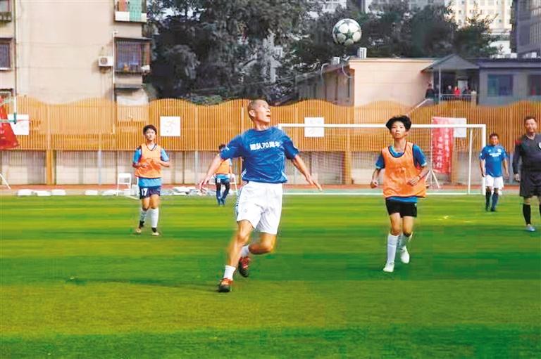 中国第一支女子足球队在陕西西安,中国第一代女子足球队有多少人