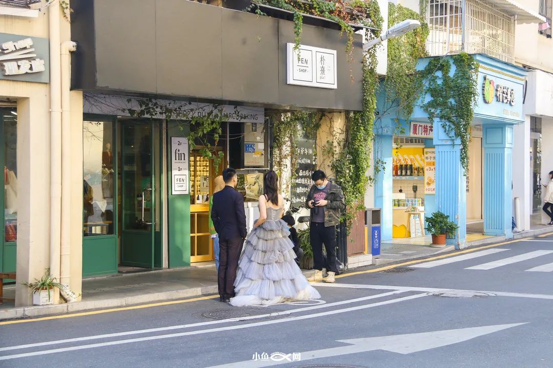 从百年渔港到网红地标!走进厦门最古老的港口,沙坡尾的40年...