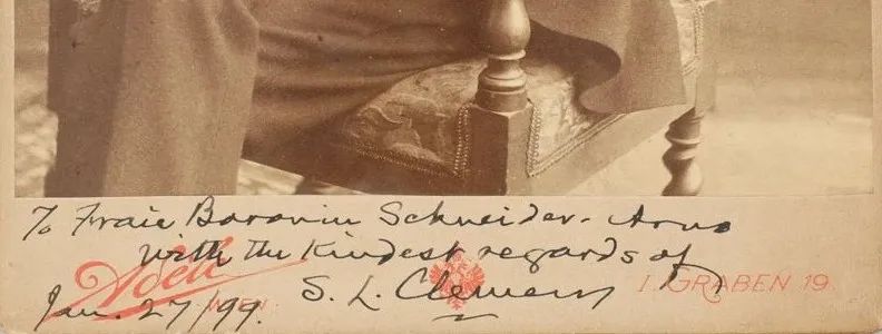 十二月拍|拥抱还是背离，都是在同一个世界里的选择