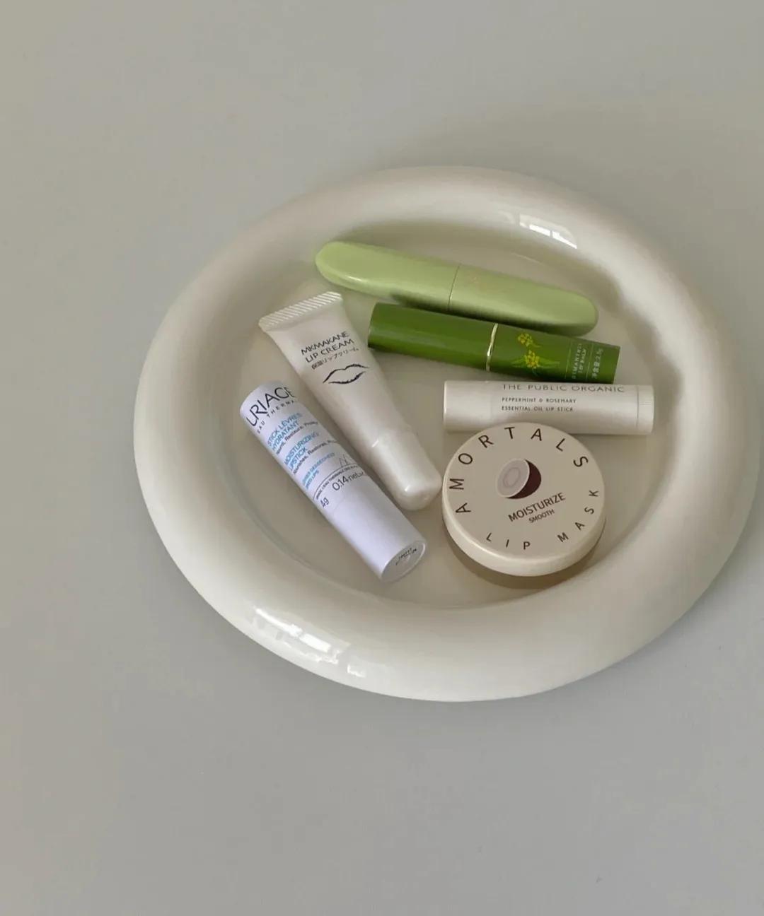 好用的唇膏推荐适合男生,好用的唇膏推荐