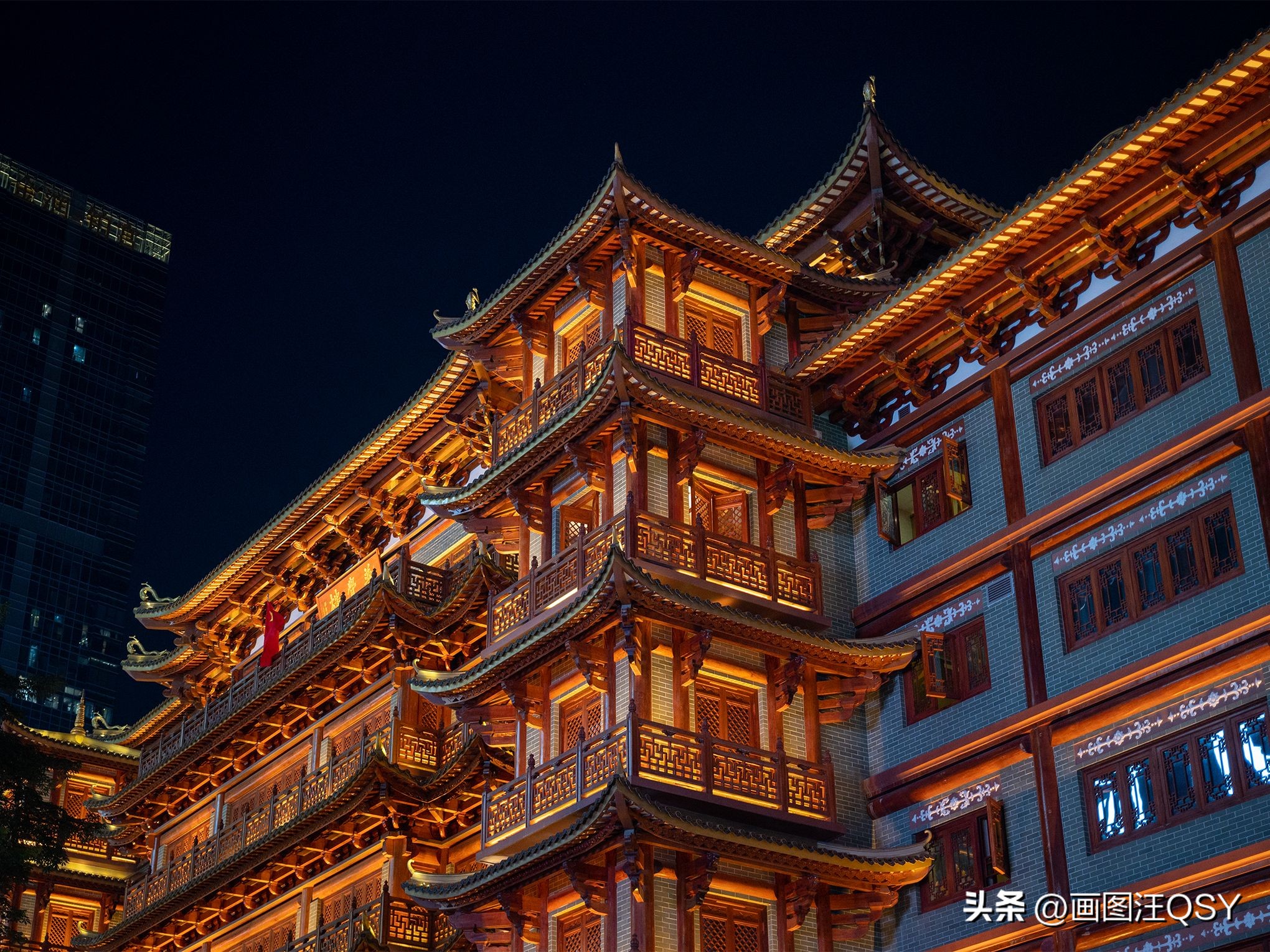 技术不够装备来凑，索尼ZV-E1真定位新手？Vlog初学者心得分享