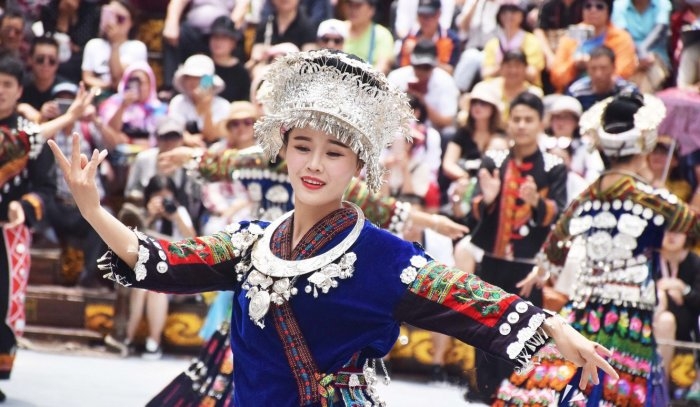 青岩古镇跟开阳青岩古镇,贵州青岩古镇和青岩古镇哪个好玩