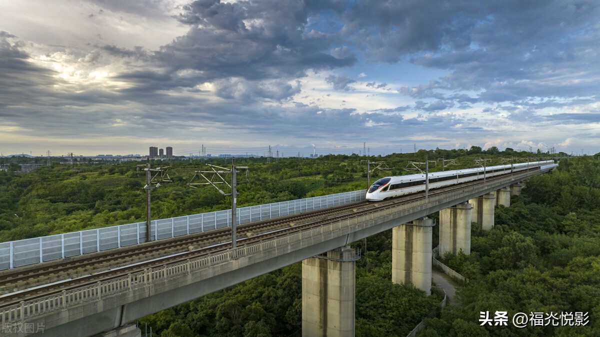 整理旧作：福灮悦影丁酉诗集（2017年）