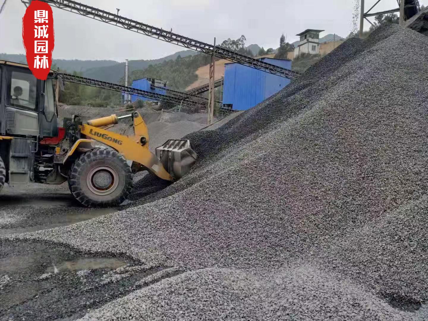 庭院砾石简易铺设方法 (10平米需要多少砾石铺设)