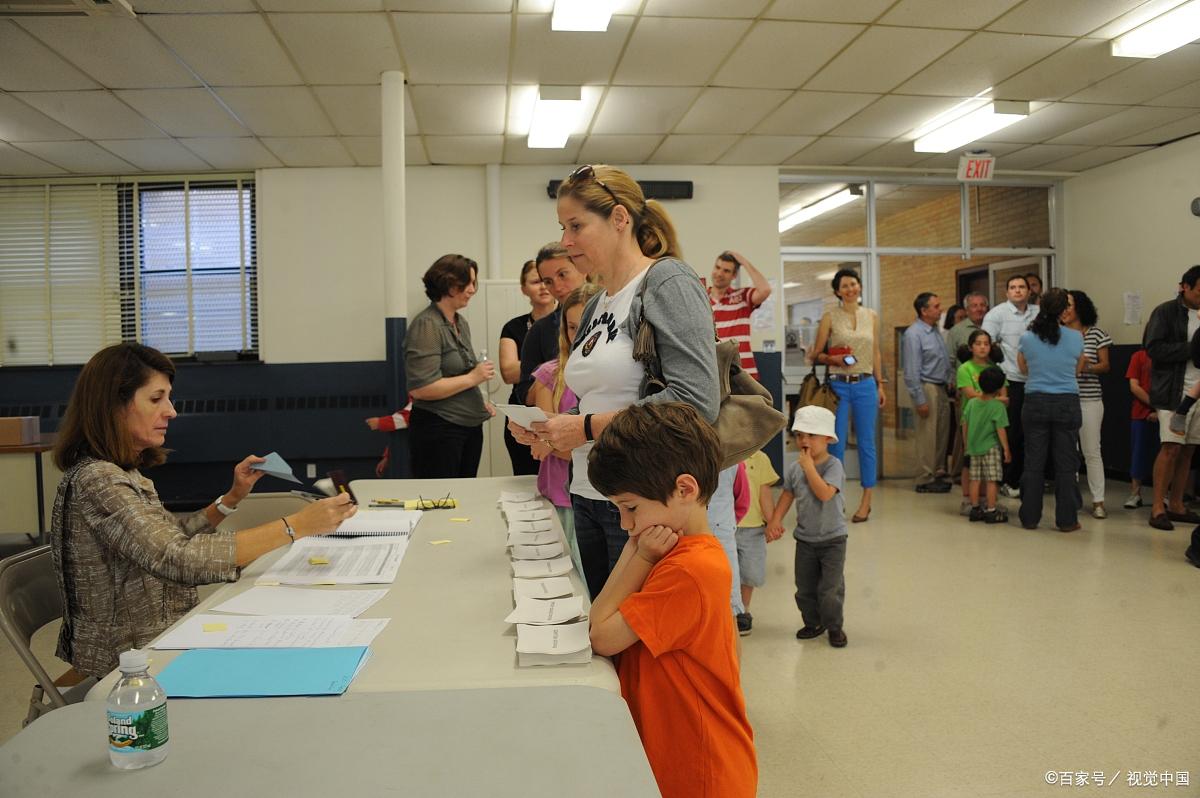 威海常春藤国际学校门口风景,威海常春藤国际学校收费标准