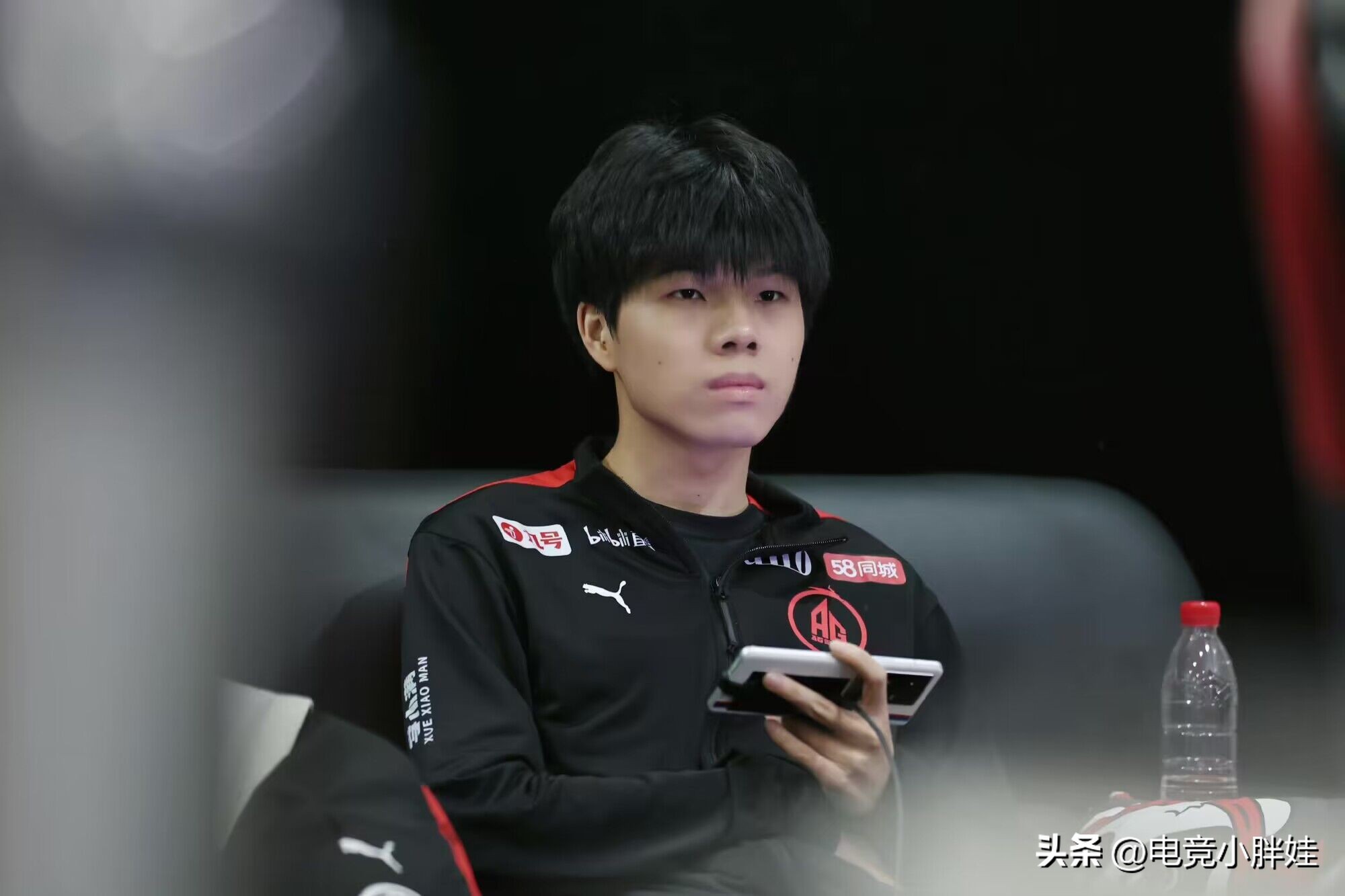 一诺队友被打哭,一诺主动背锅各主播反应