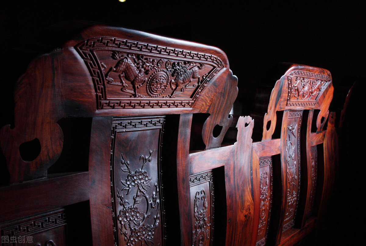 什么是黑天鹅和灰犀牛请各举两例,什么是黑天鹅和灰犀牛现象