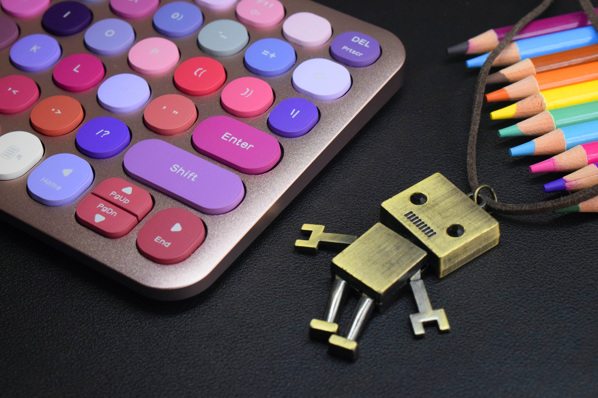 移动办公更要美美哒!雷柏ralemoPre2Mini彩妆盘多模无线键盘体验