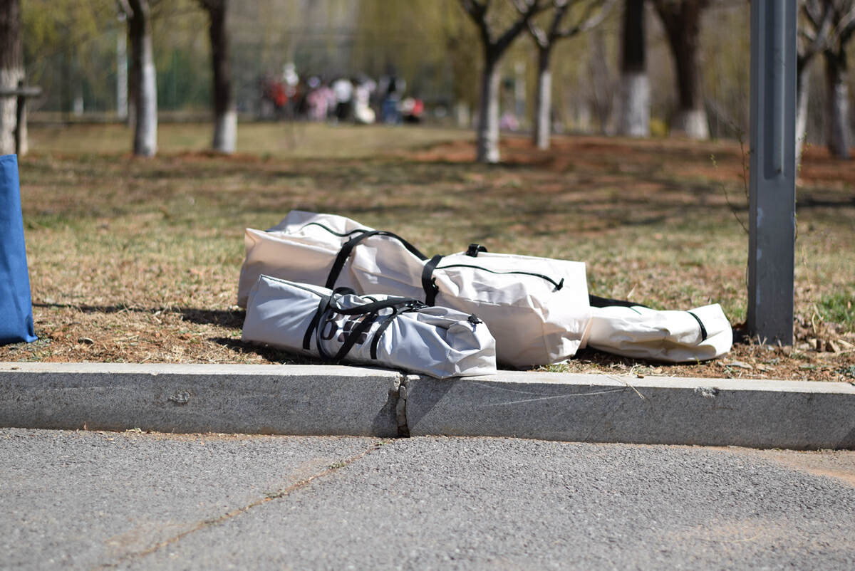 小型帐篷露营必备物品清单,出门踏青搭好看颜值高的帐篷