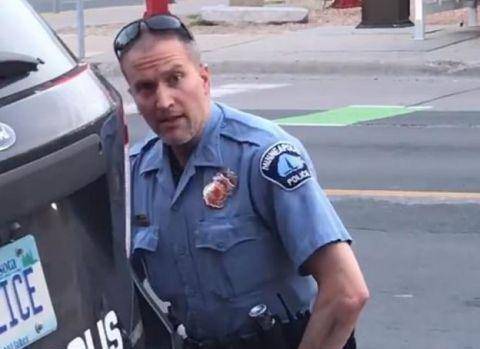 如何在美国成为警察职业,在美国当警察要做什么