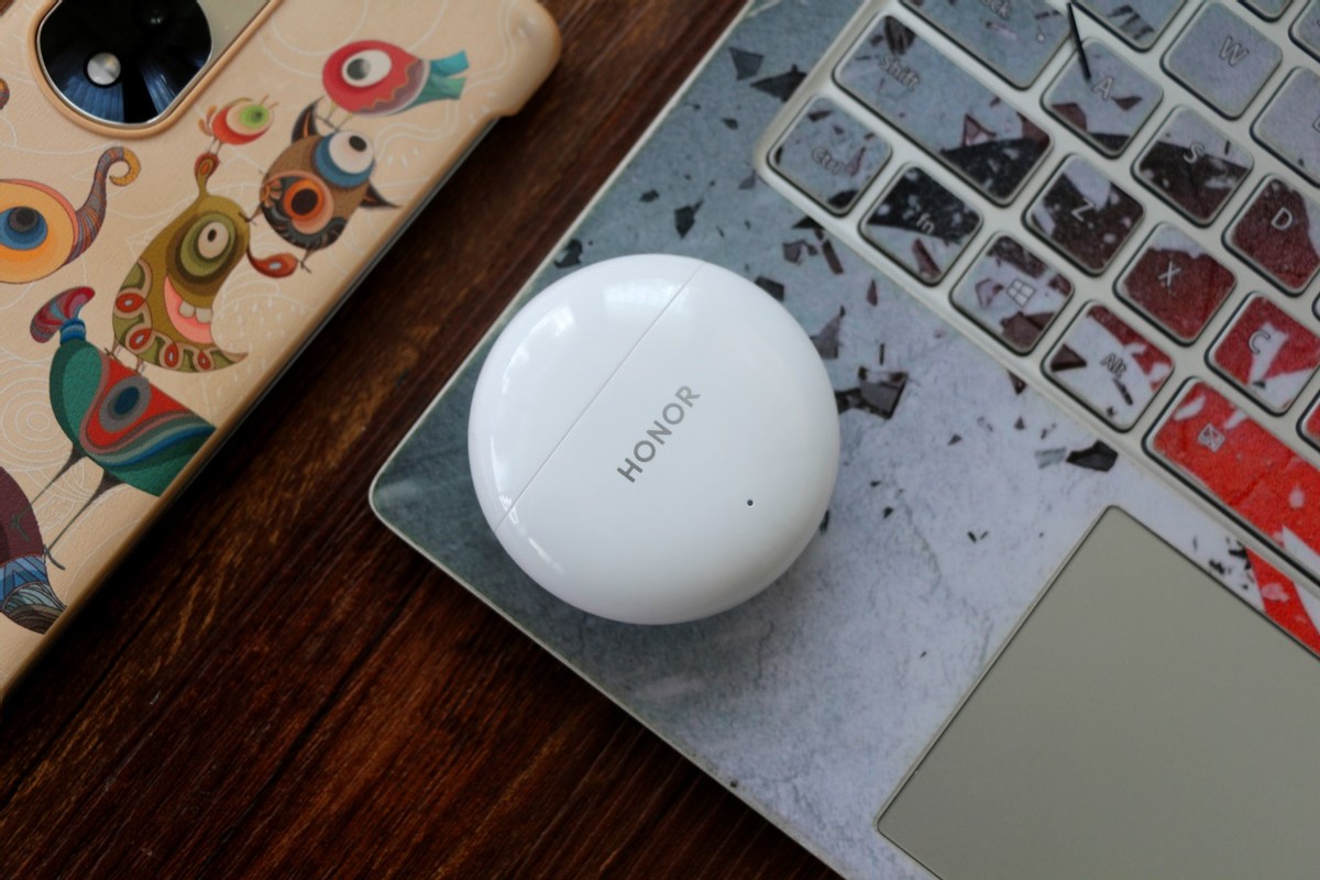 荣耀耳机earbudsx5发布,荣耀蓝牙耳机earbudsx5值得购买吗