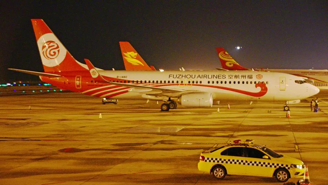 经停需要下飞机吗,经停45分钟用下飞机吗