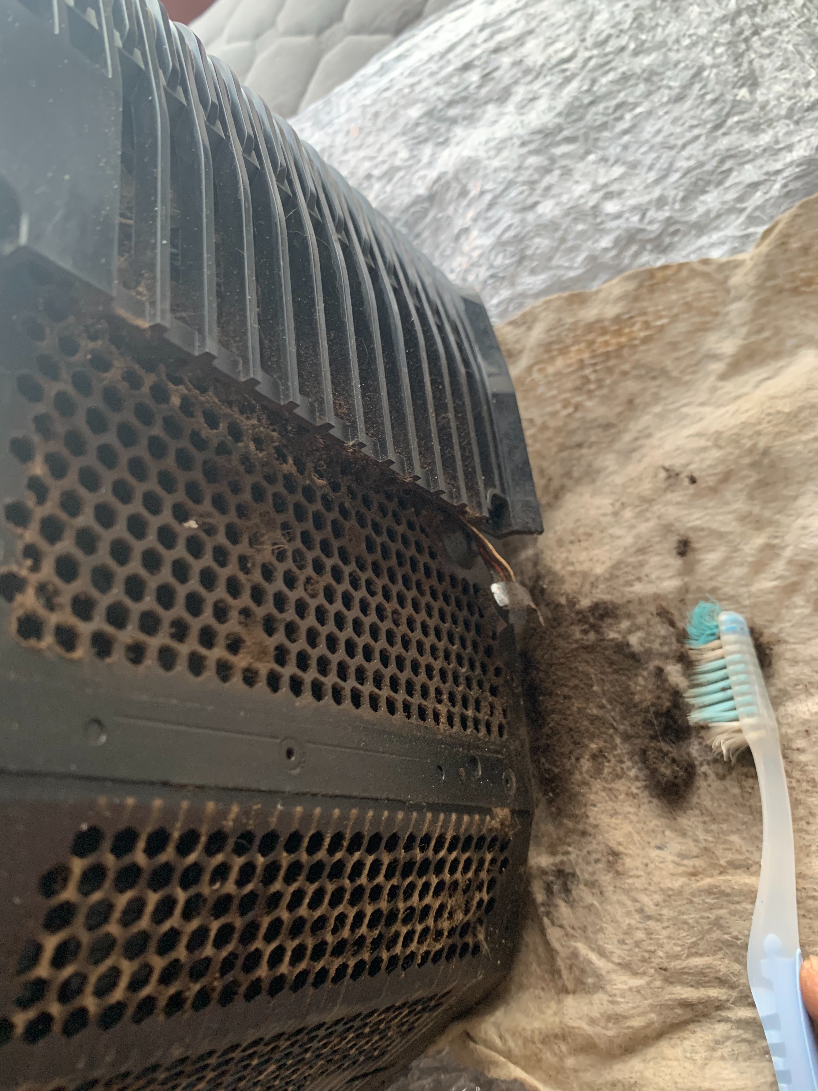 外星人大三角机箱什么材质,外星人大三角机箱购买