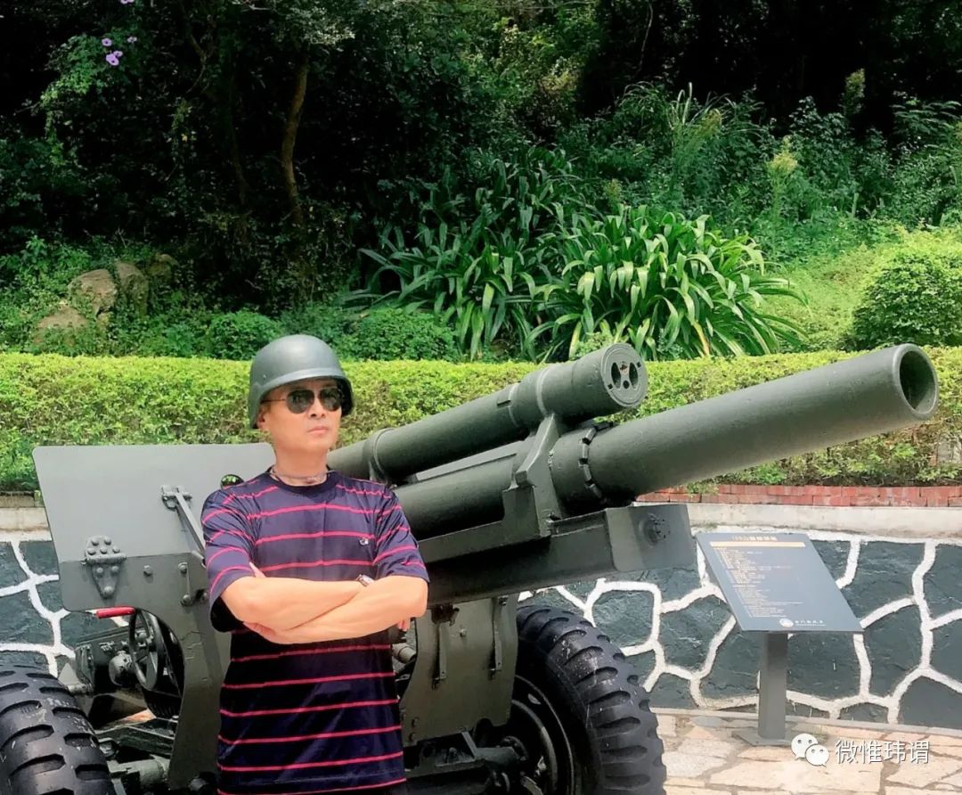 一件t恤衫,一件t恤长袖