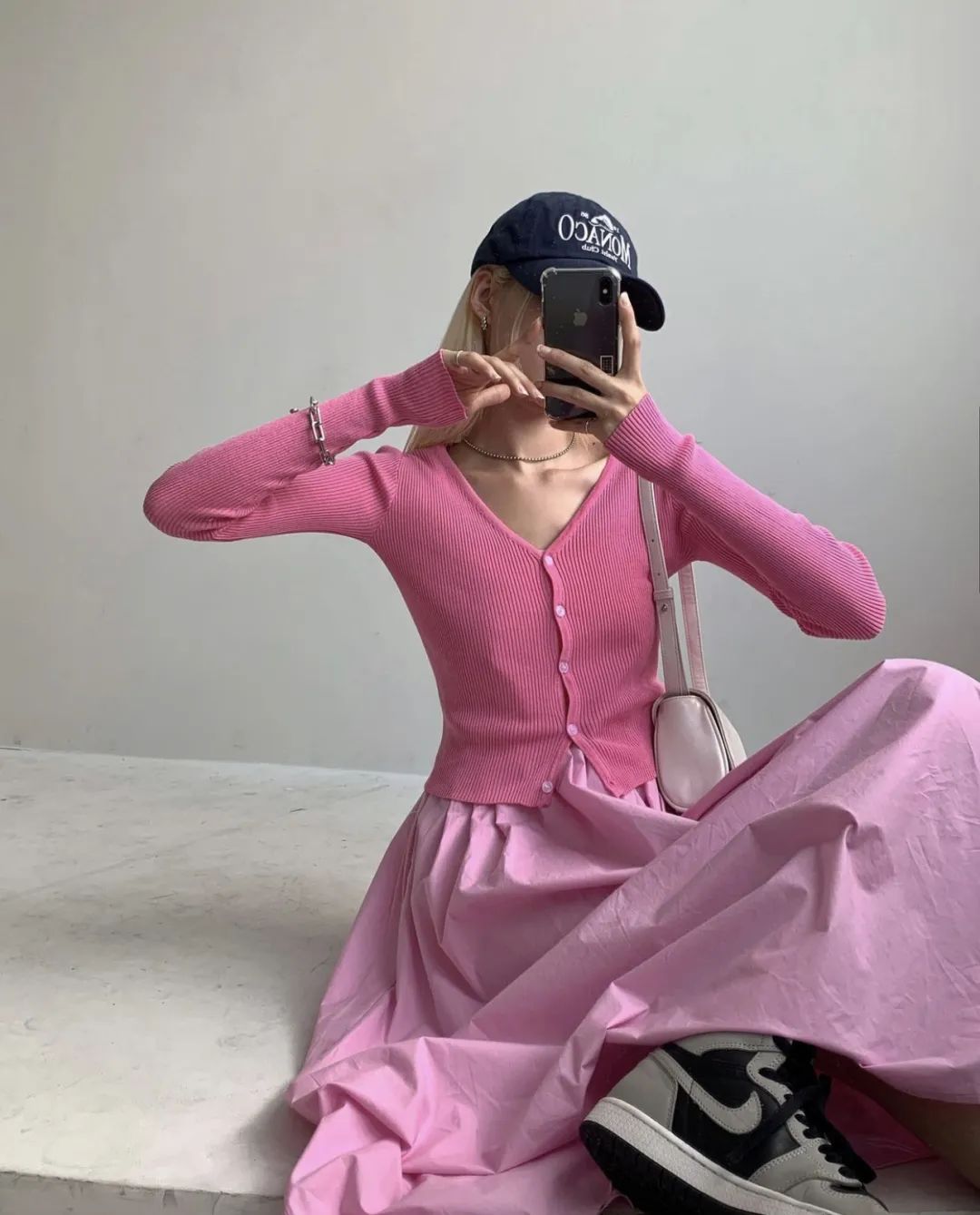 黄黑皮穿搭技巧,黄黑皮穿衣教程