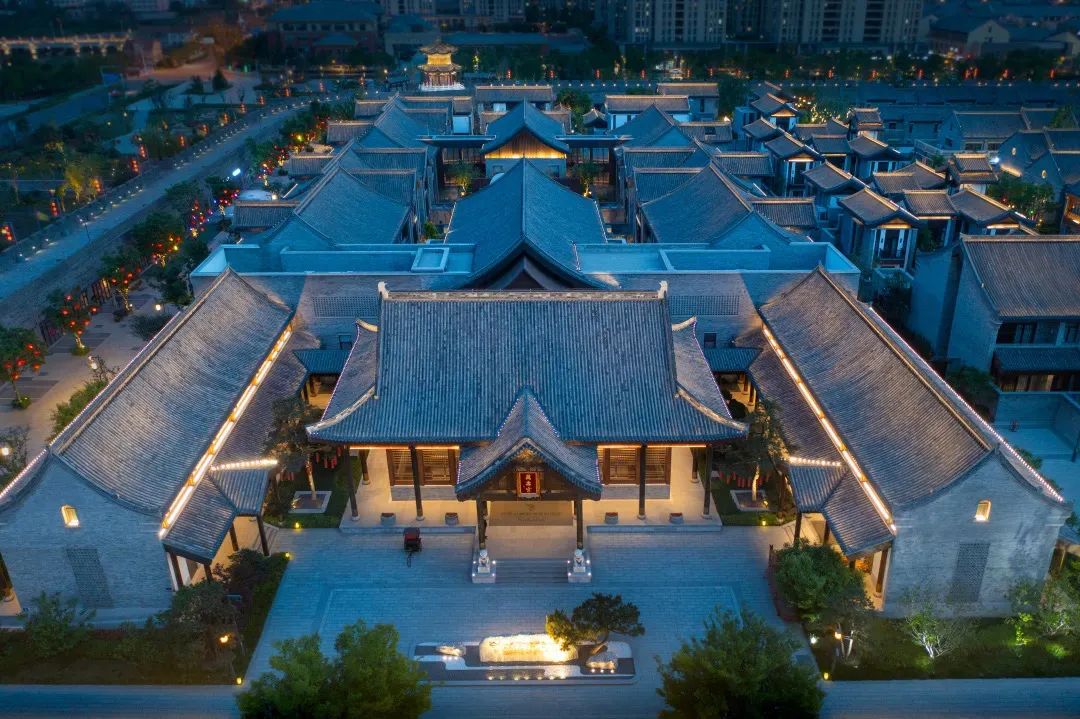 关键时刻服务国家外交，中韩外长为何选择青岛聚首？