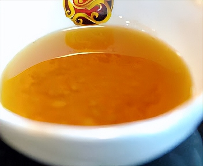 铁锅炒菜冒火不好吗,铁锅炒菜有油烟吗