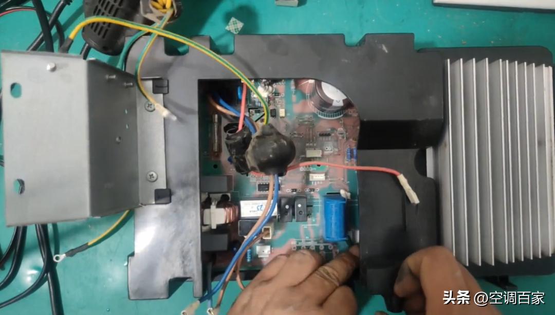 380v3匹柜式空调维修视频,变频空调无图纸电路板维修