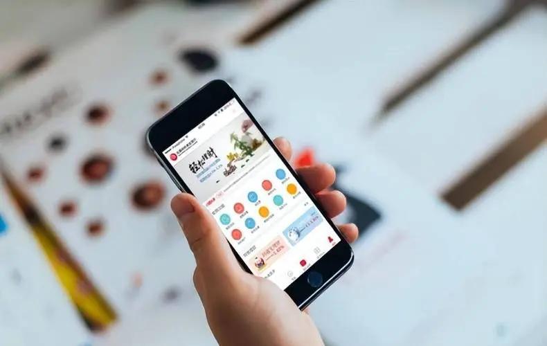 有事没事可以多在手机银行里转转账，这是为何？银行员工说出原因