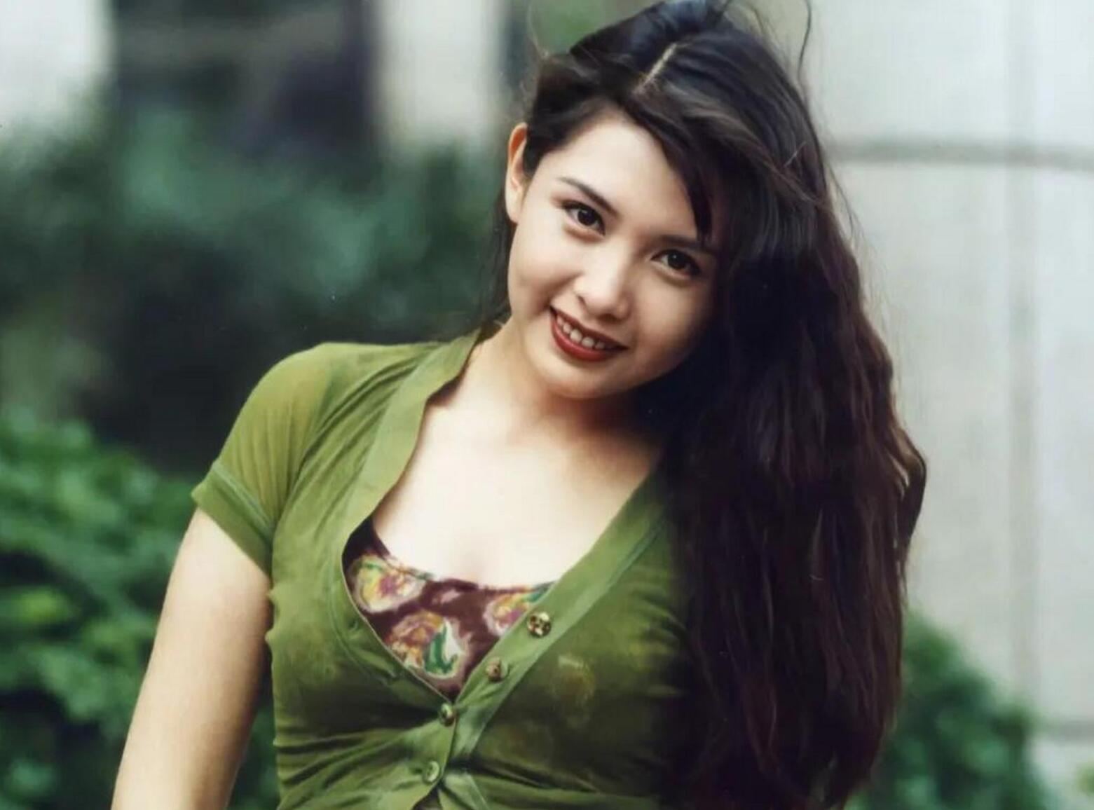 同样都是“凸嘴”，为什么有人风情万种，有人一股土味？答案在这