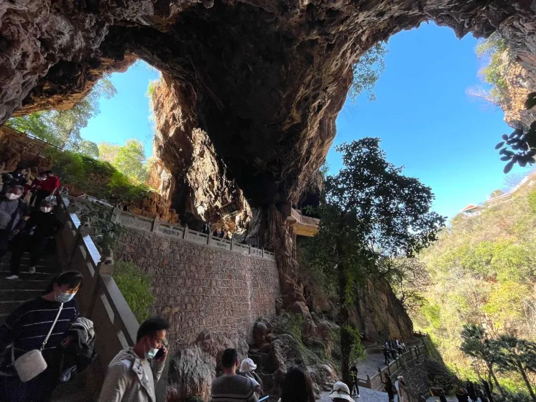 建水燕子洞免门票,建水燕子洞景区团购