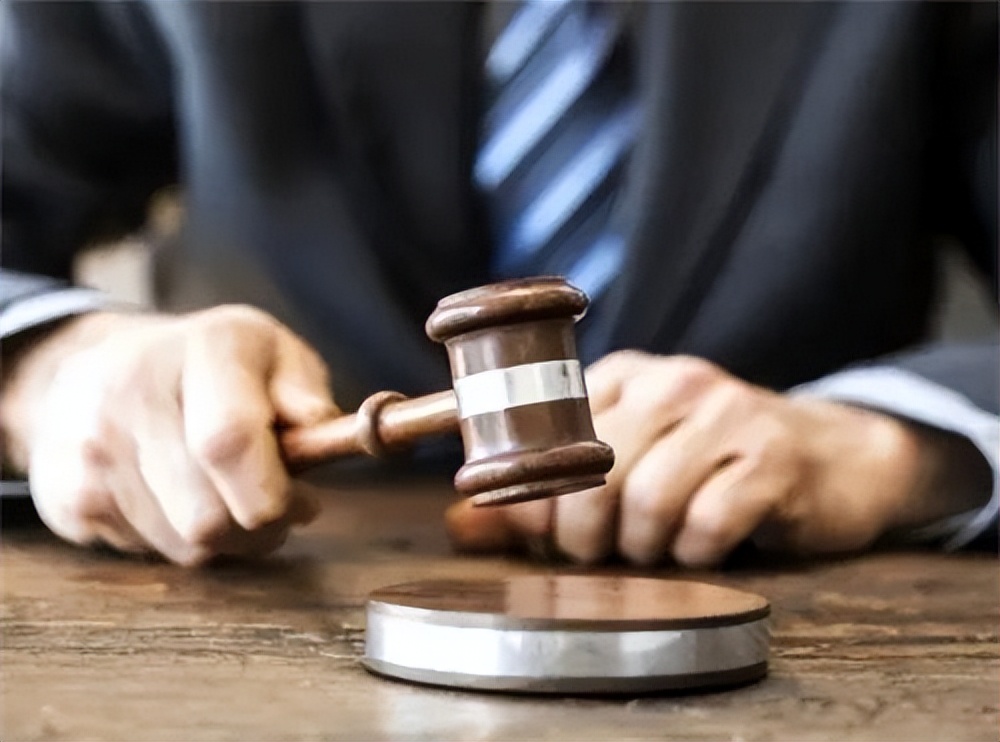 死刑缓期两年执行是什么意思,死刑犯缓期二年是怎么解释的