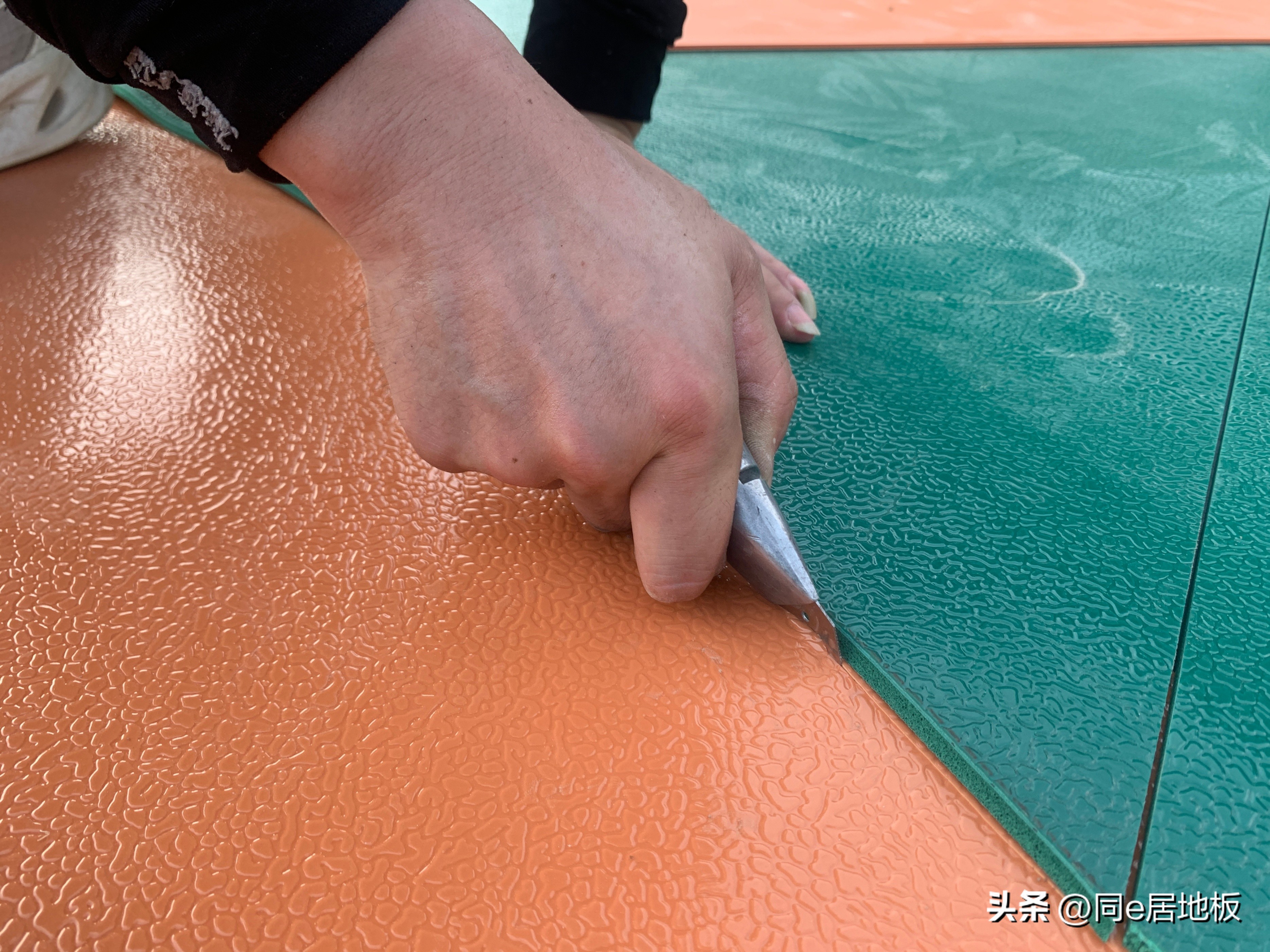 三明塑胶篮球场建设,福建室内篮球场木地板安装