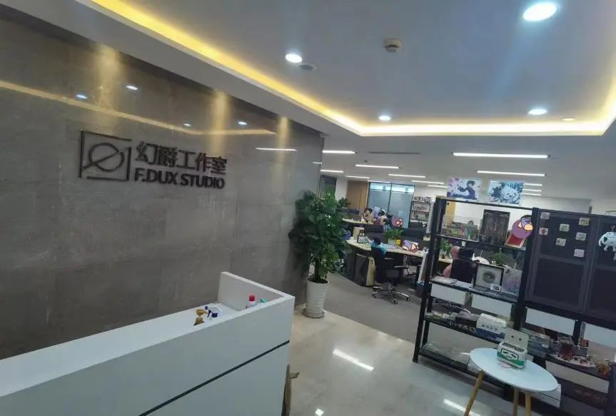 独家专访|世界上的另一个月下