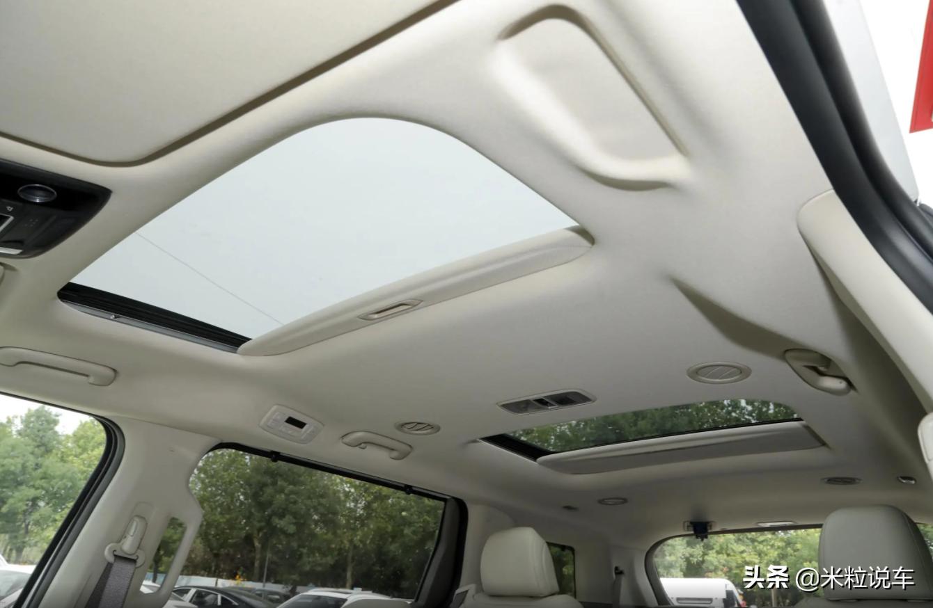 起亚嘉华mpv豪华,起亚mpv嘉华排量