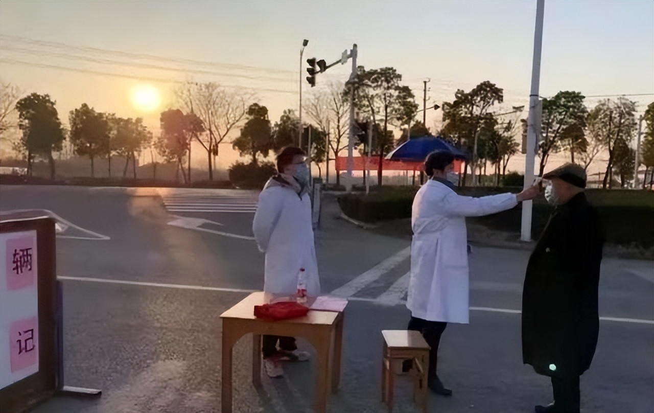 沈阳老太一人坑一座城,一人坑一城是真的吗