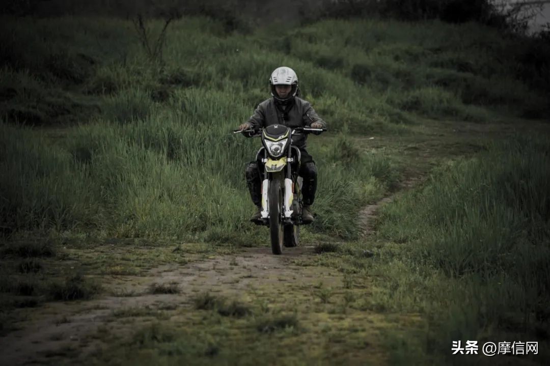 宗申250x尊享版适合自驾穿越吗,宗申250x尊享版骑行