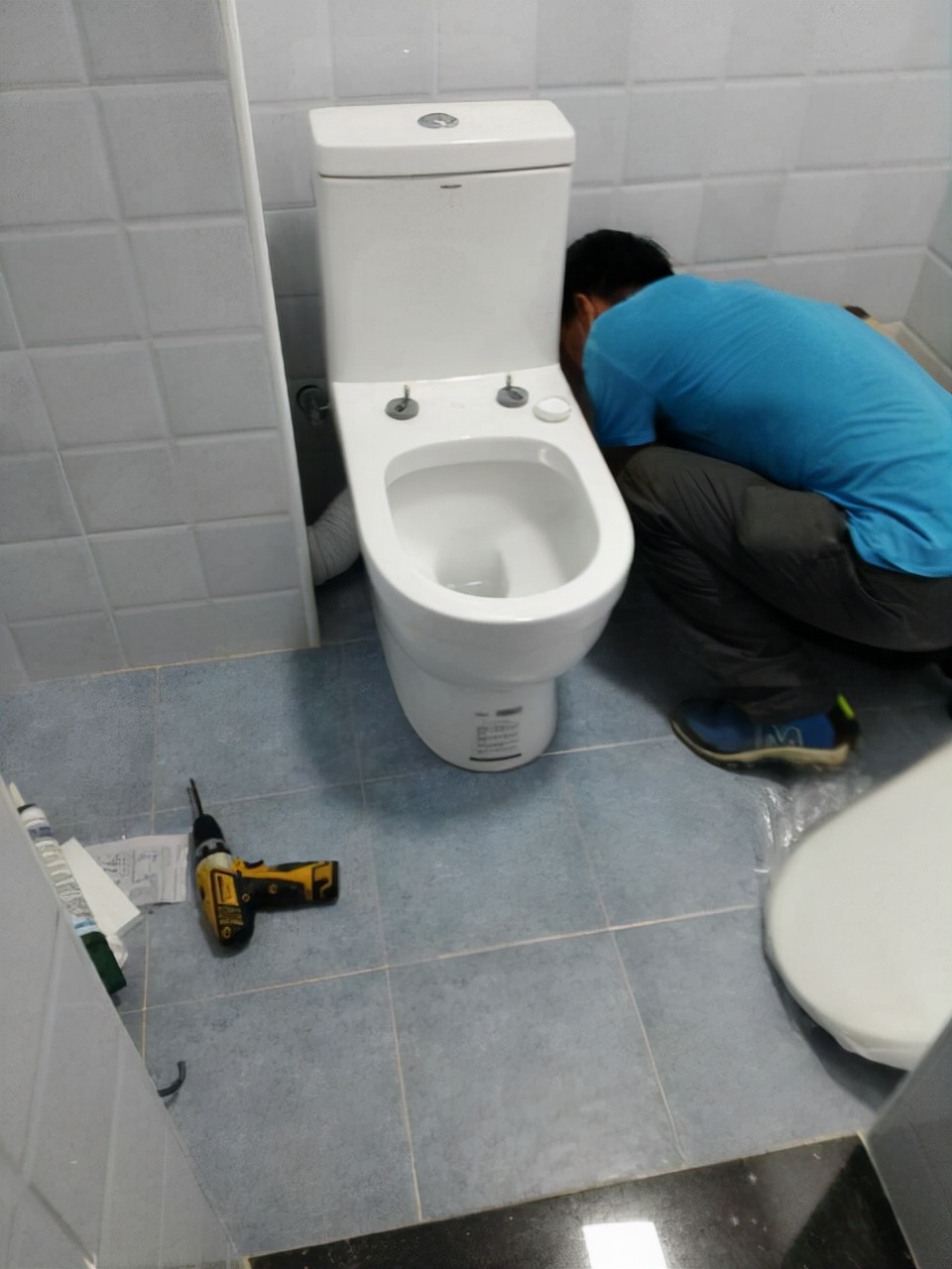 国外高价卖马桶,中国马桶出售国外