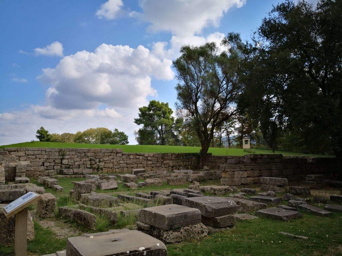 古代希腊文化与罗马文化,古希腊的体育运动起源于什么