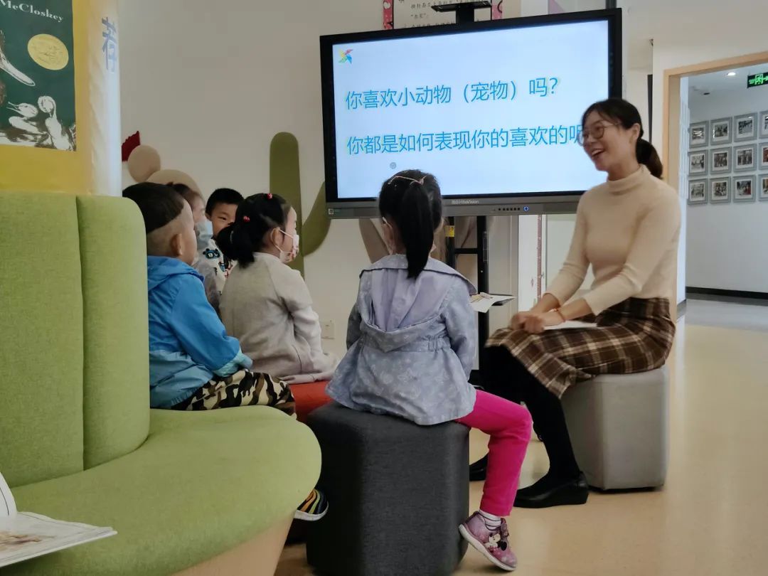 女孩骨灰被卖配阴婚背后，她们这么说……