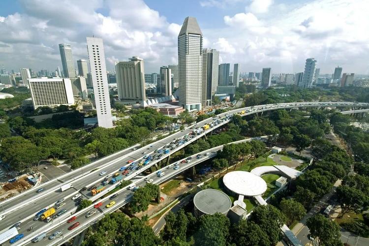 新加坡华人占70%是真的吗,新加坡80%的华人