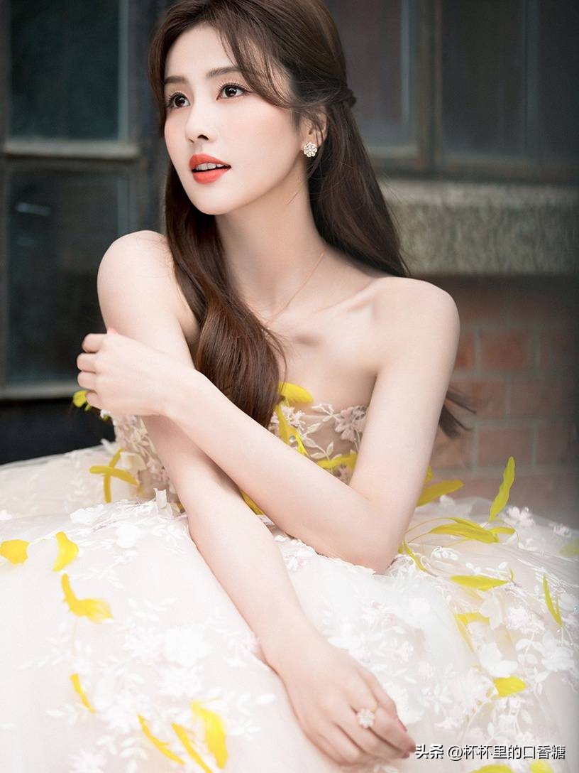 热巴杨紫最美照片,热巴娜扎白鹿