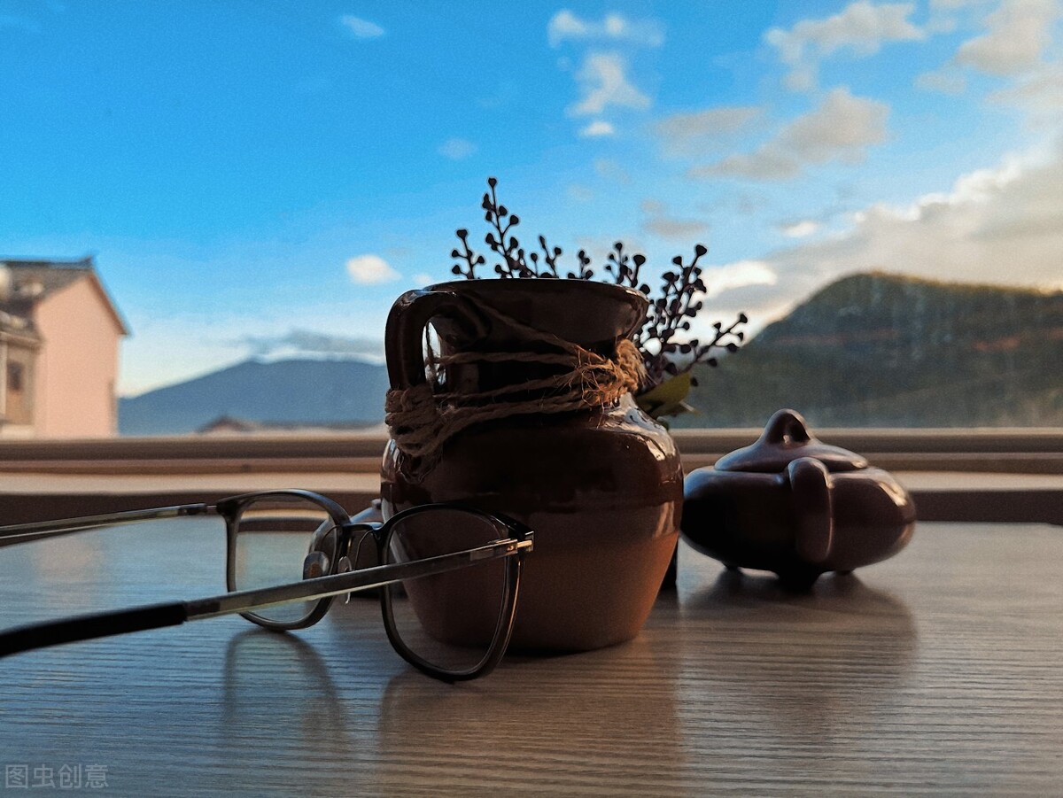 一花一世界一叶一菩提人生感悟,一叶一菩提一花一世界一念一轮回